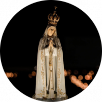 mary-three-white-things mary-three-white-things